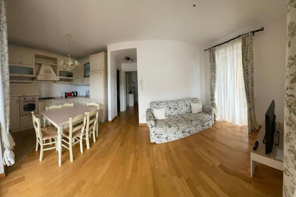 Vista Lago Panoramica Colonno Экстерьер фото